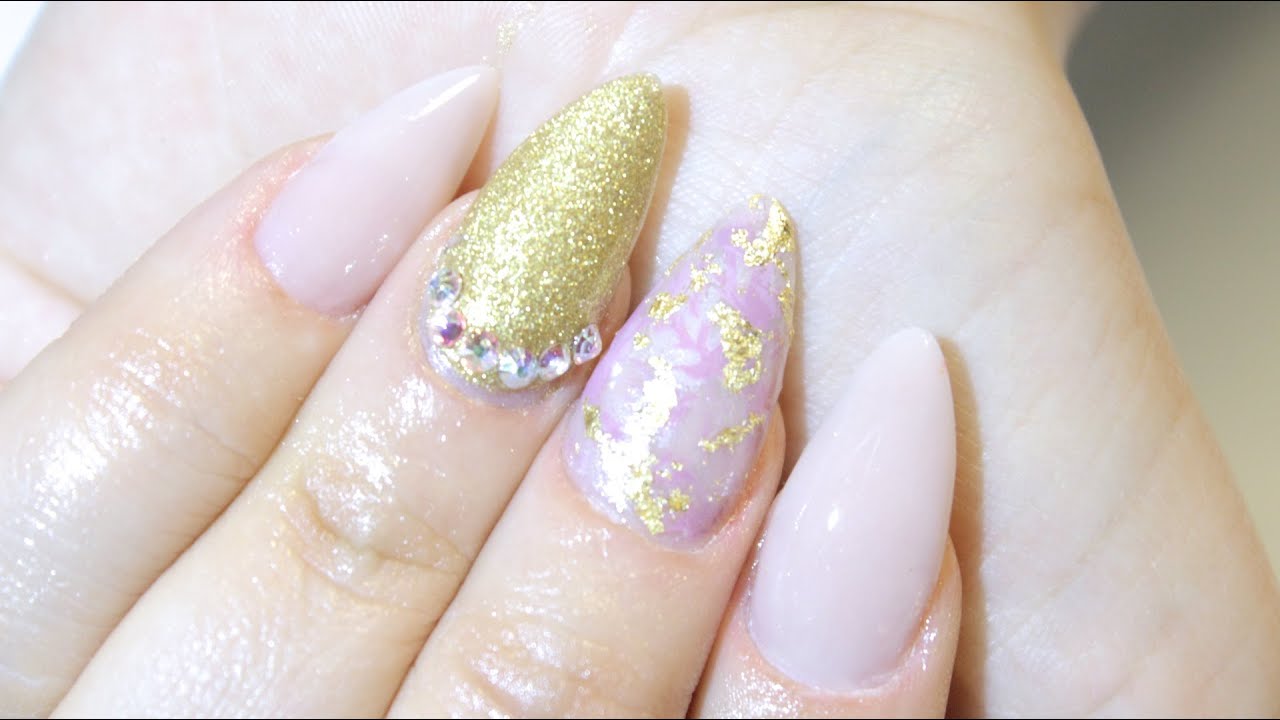 HOW TO: Nude & Gold Almond Shaped Nails ♥