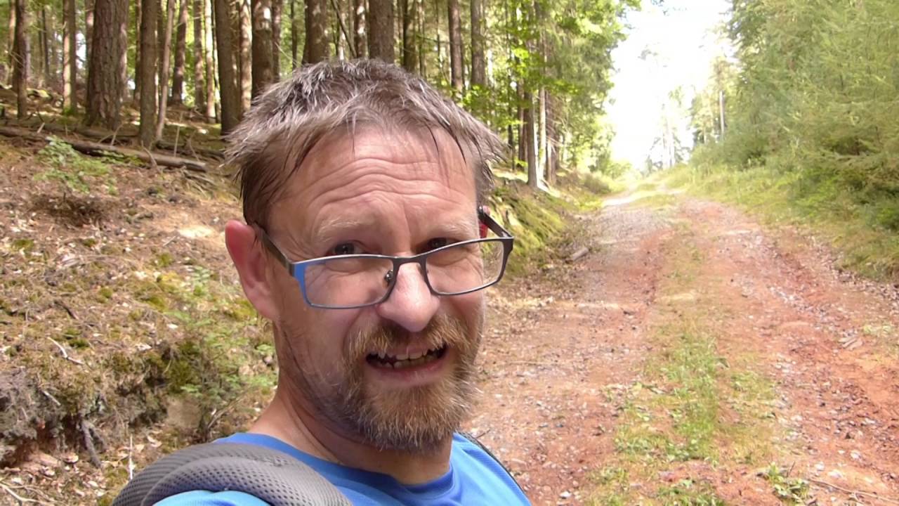 Wandern im Pfälzer Wald. Besuch der Burgen Spangenberg und Burg Breitenstein