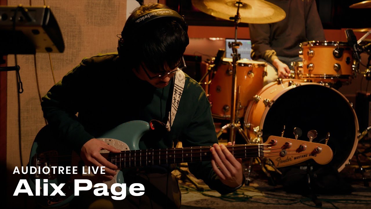 Alix Page - Pulling Teeth | Audiotree Live
