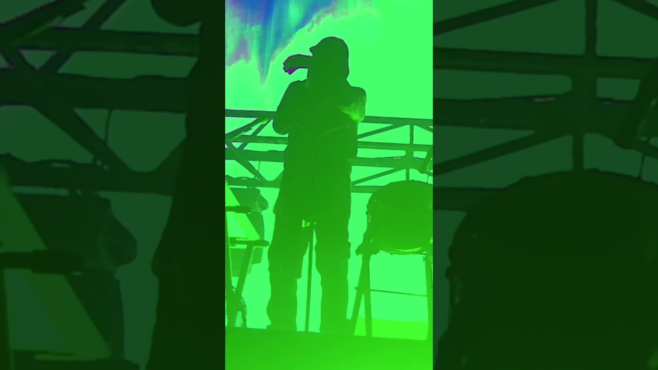 LIBERATO - INTOSTREET (LIVE@ROCK IN ROMA)