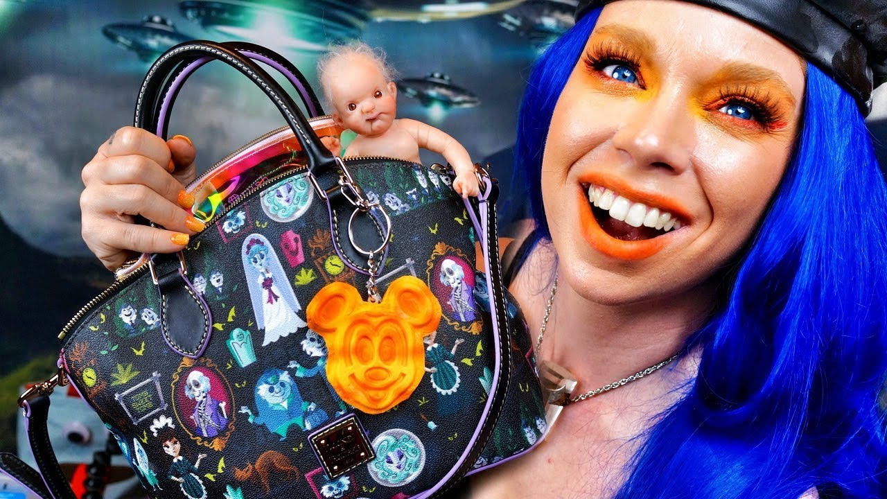 Что в моей сумке?! - 2019 | Grav3yardgirl