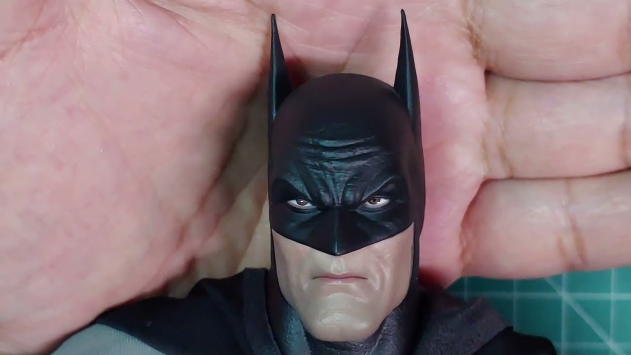 Amused Jester Review SSR 1/6 Batman Justice Knight. SSR013