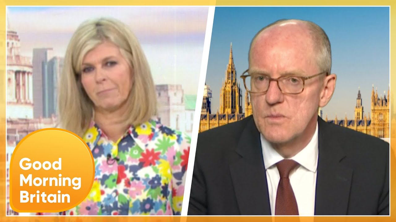 Kate Quizzes Schools Minister On Large Discrepancies Between State And Private School Grades | GMB