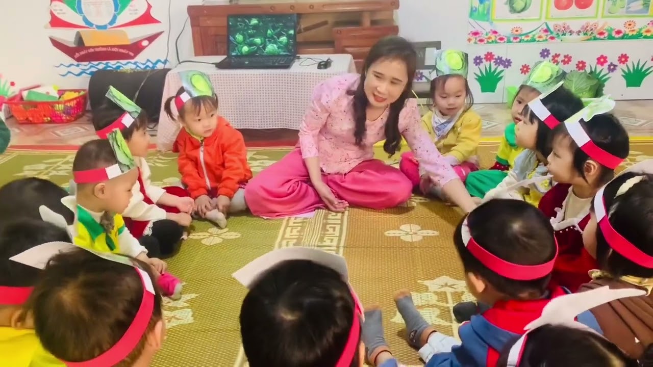Dạy hát: Bắp cải xanhNghe hát : Em ra vườn rauNDKH:NBTN rau bắp cải