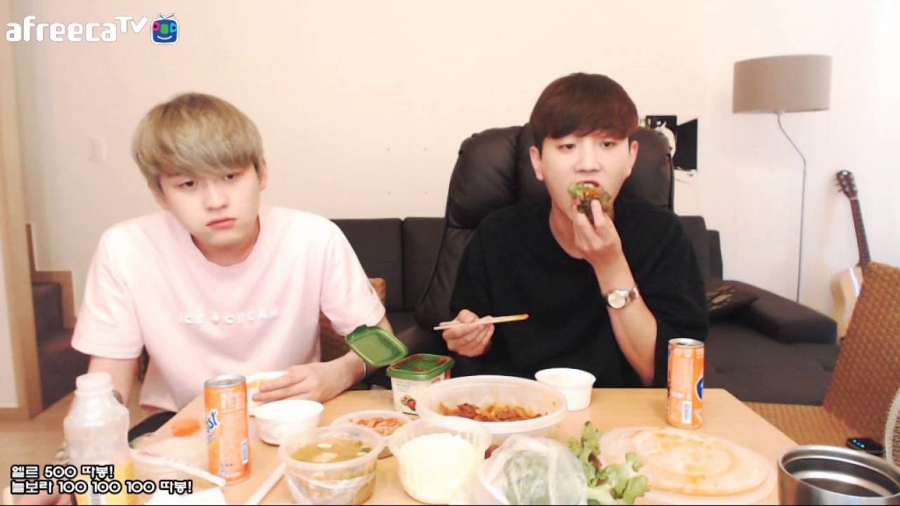 [도도TV]도도 찌워니 두루치기쌈밥먹방 [남캠/먹방]