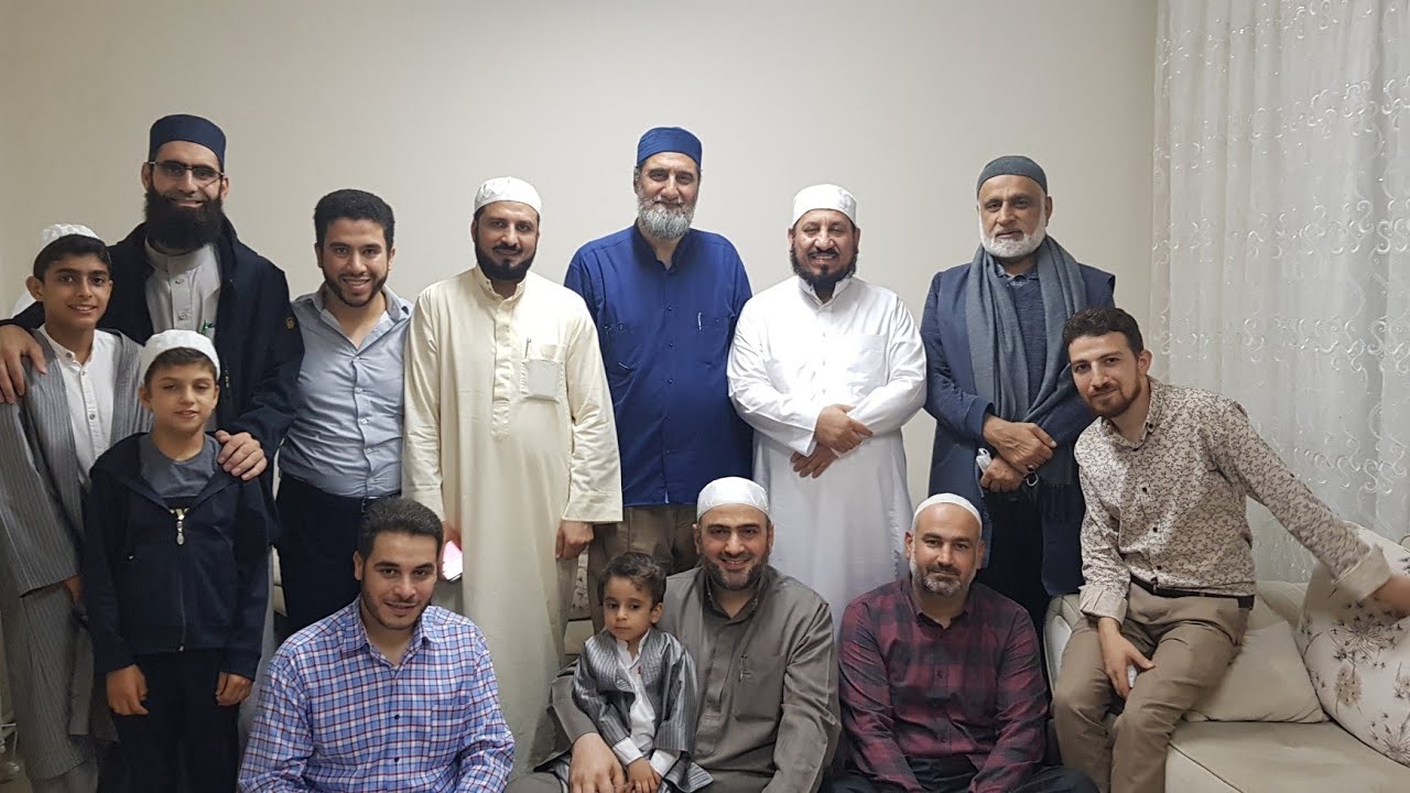 جلس تنوير القلوب في الصلاة على المحبوب بصوت المنشد الحبيب محمد المسلماني في منزل الشيخ يوسف خطار