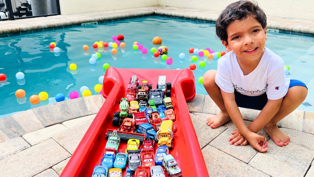 Looking for Disney Pixar Cars, Lightning McQueen