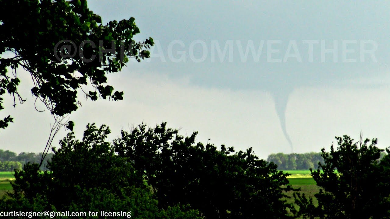LP Tornadic Supercell , Iroquois County, IL - Gilman, IL - Onarga, IL - 6-9-2020