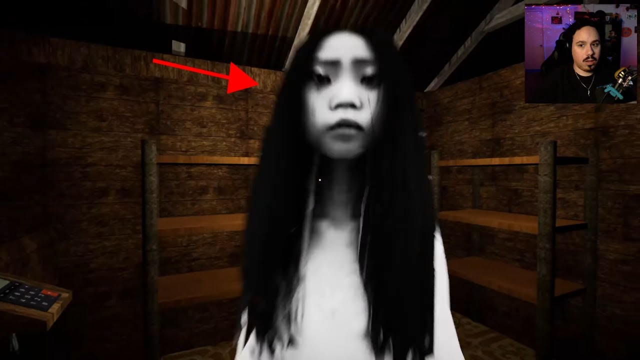 NIGHT SHIFT IN A HAUNTED STORE | Random Horror Games (LIVE)