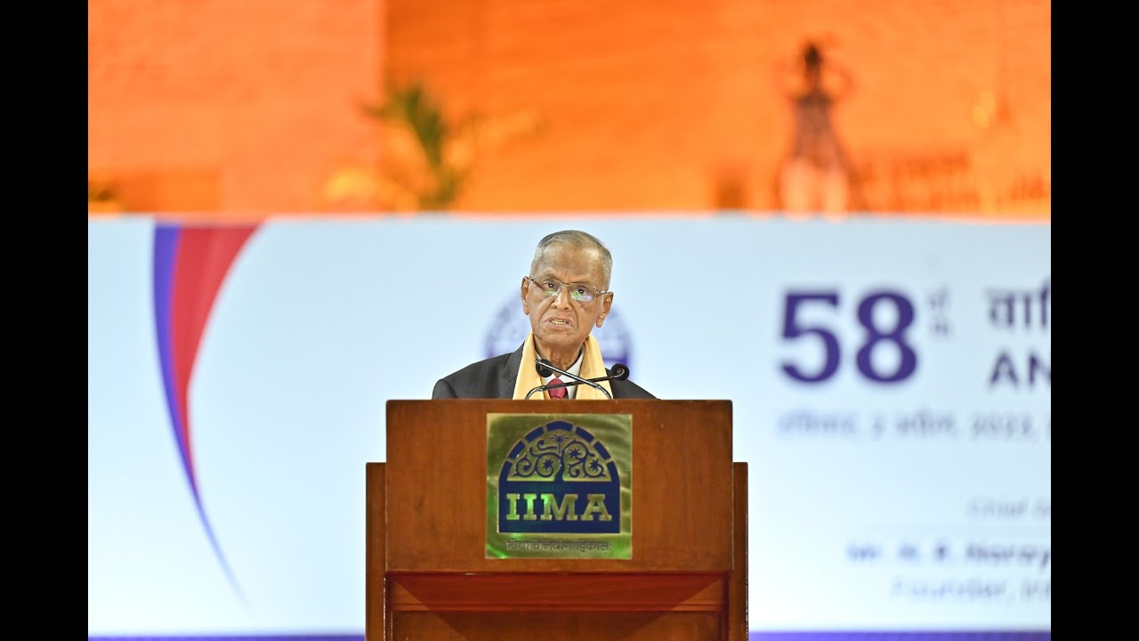 Mr N R Narayana Murthy, Founder of Infosys addresses students at the 58th Convocation