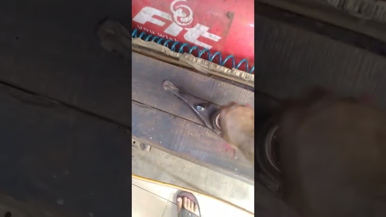 تصليح فتيس تويوتا .الورشه الفنيه.1