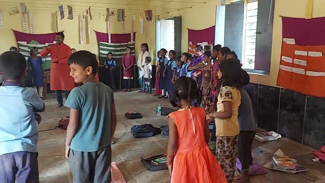 ಕಳ್ಳ ಬೆಕ್ಕು ಬಂದಿತು ಅಭಿನಯ ಗೀತೆ SANGAMESH SHANTAPPA NAVALI BRP BEO BRC OFFICE MBL 09-11-2021 