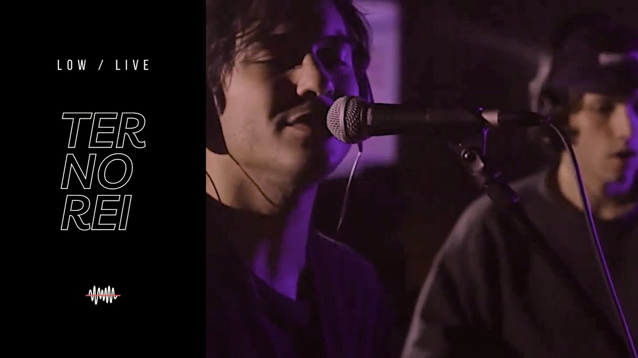 LOW / LIVE: Terno Rei - Circulares