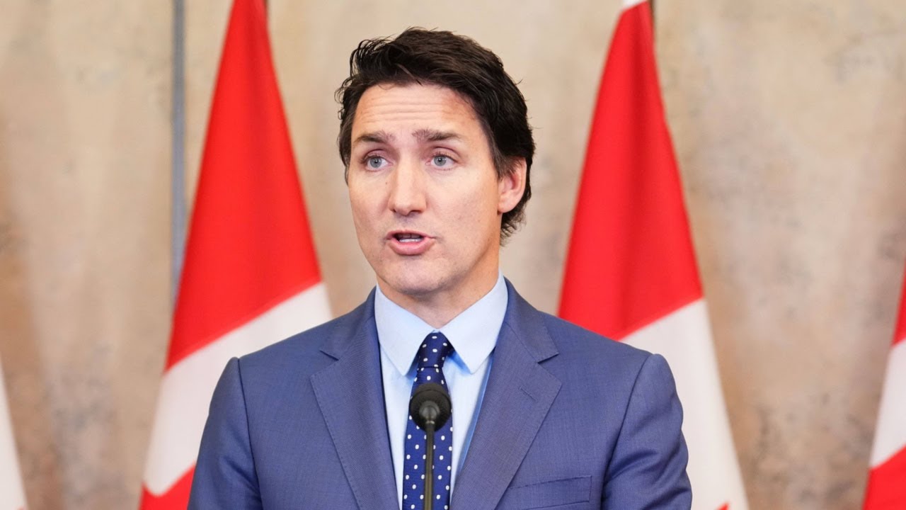 'A total weasel': Trudeau blasted after 'avoiding responsibility' over Nazi debacle