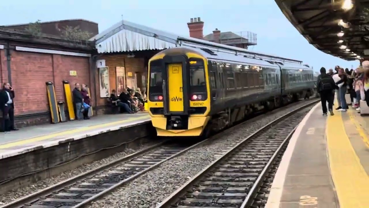 A very busy Worcester Foregate Street Station | Trains at and a small tour of the station | 1/11/24