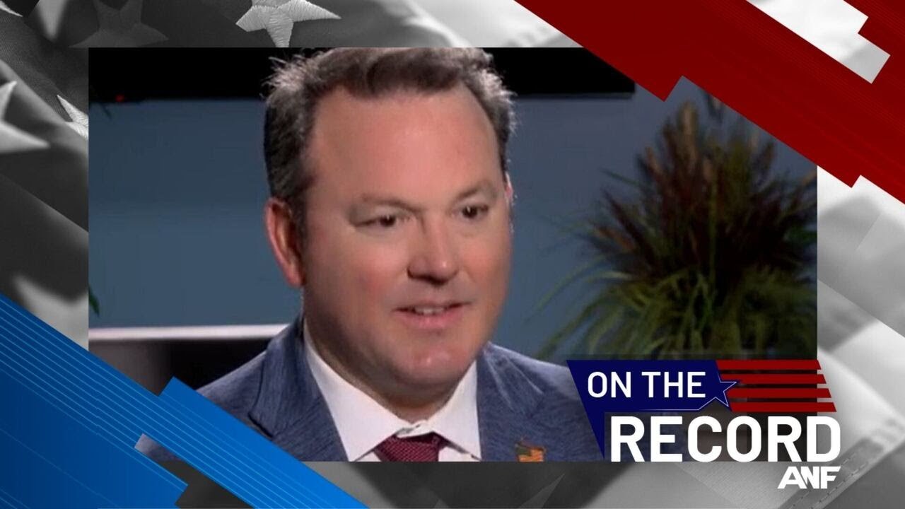 В официальном изложении: Вице-губернатор Берт Джонс обвиняет Рика Джексона в использовании теневы...