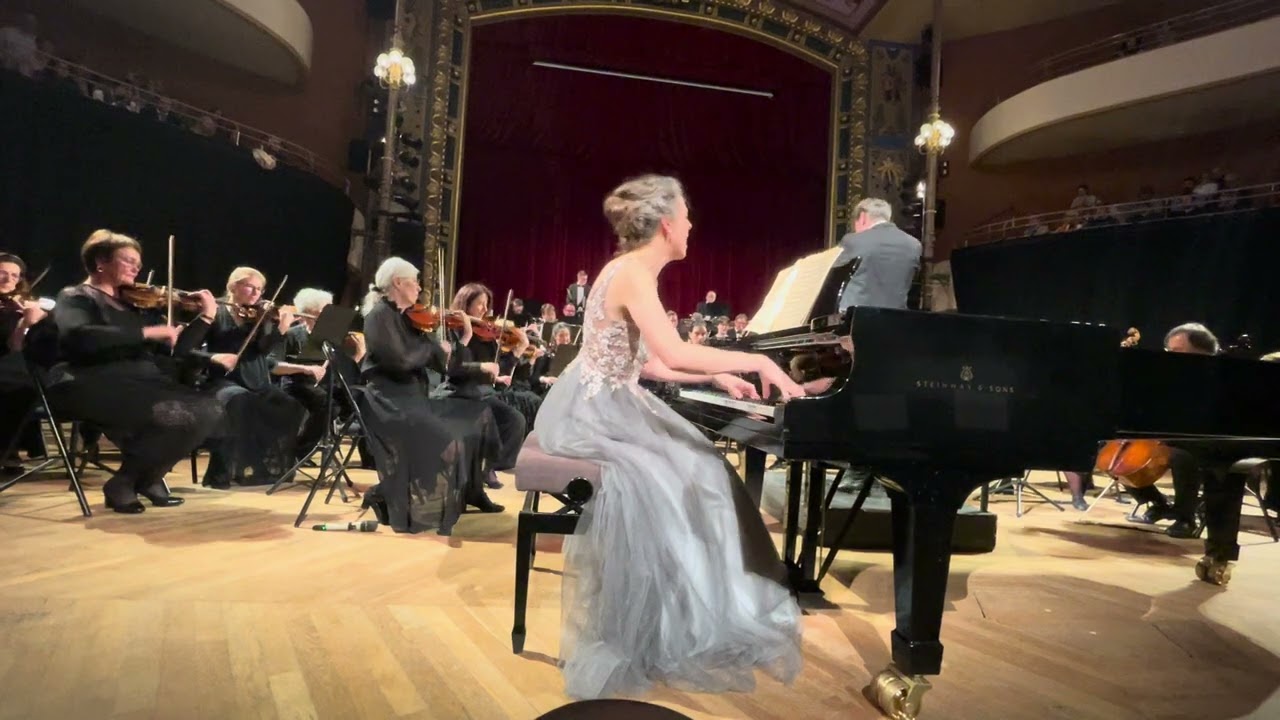 Rachmaninov 3 Aglaya Zinchenko piano / Orchestre philharmonique de Besançon dir. Pascal Vuillemin