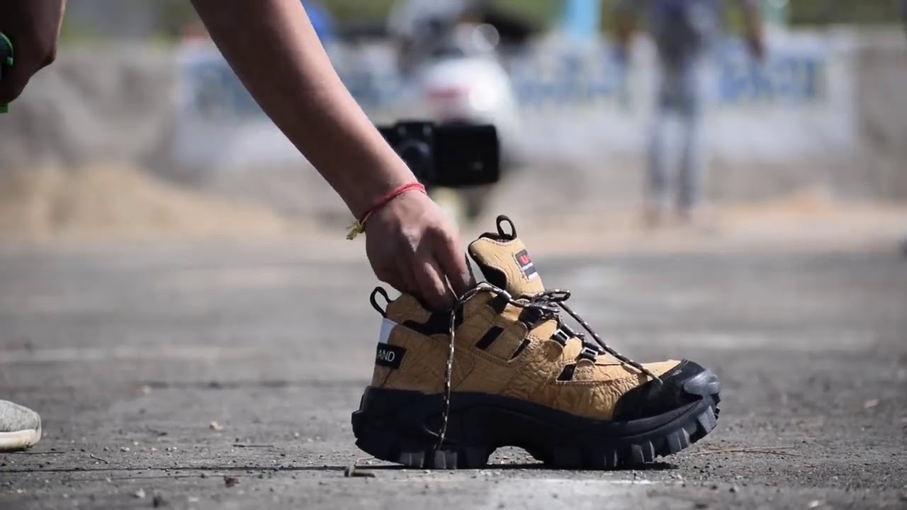 Woodland shoes destroyed by sutli bomb