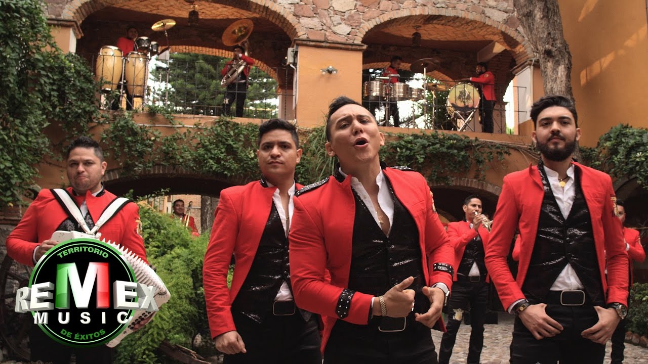 Edwin Luna y La Trakalosa de Monterrey - Me falta un corazón (Video Oficial)