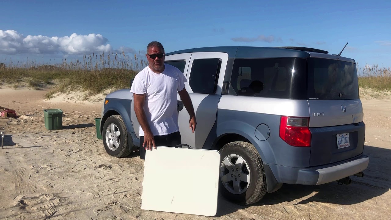 Honda Element Basic Beach Camping