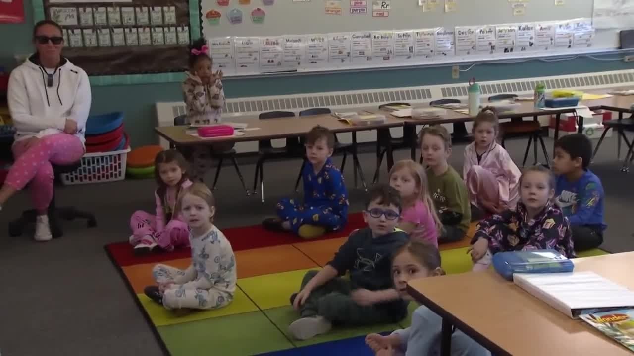 Celebrated Big Sky Elementary teacher honored with “One Class at a Time” award