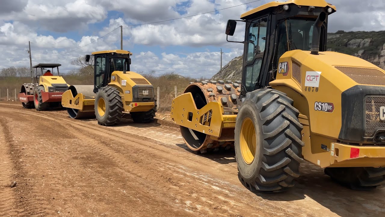 Veja o trabalho dos rolos compactadores na pb 117