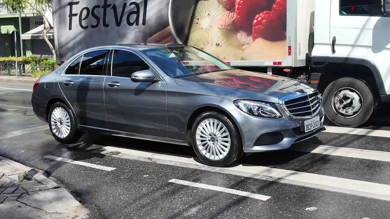 14/03/2026 - Praça Da Espanha - Carros Clássicos, Antigos e Novos - Curitiba PR Brasil