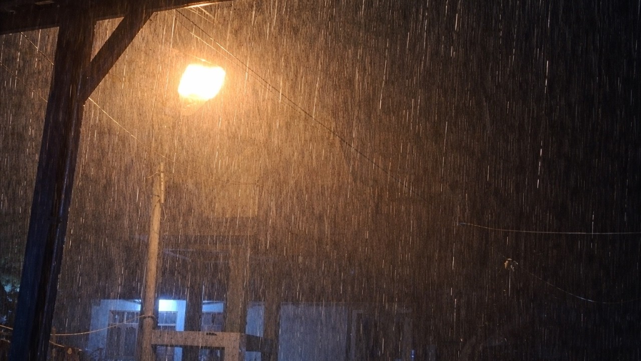 The Sound of Heavy Rain on a Zinc Roof for Rest and Sleep Well at Night