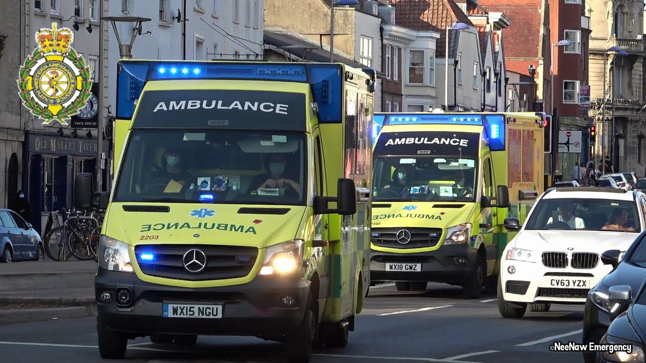 3X AMBOS IN CONVOY (South Western Ambulance Service) DCA Responding Blue Lights & Sirens