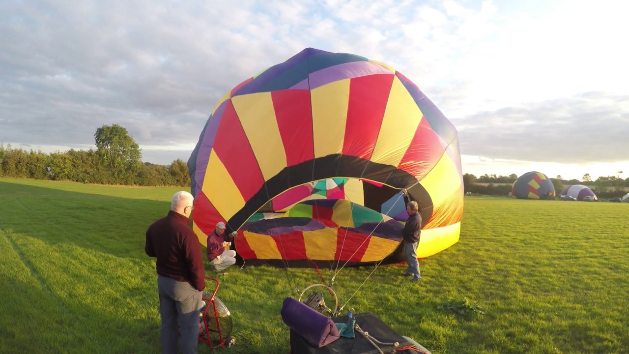 Homemade hot air balloon (launching)