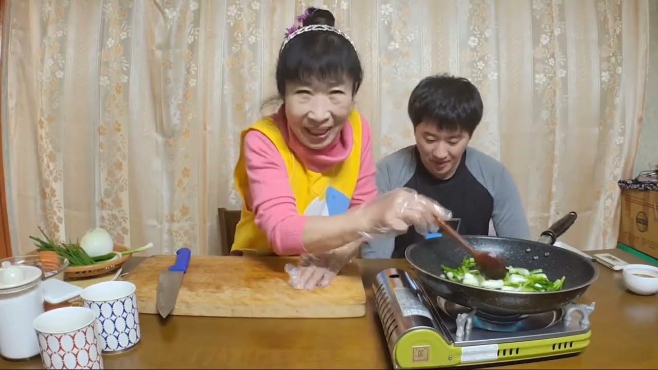 먹방mukbang 오징어볶음,계란국먹방,2부랩배틀 Fried squid egg soup(eating show)