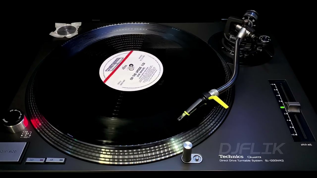 Xēna – On The Upside (Dub Version) 1983