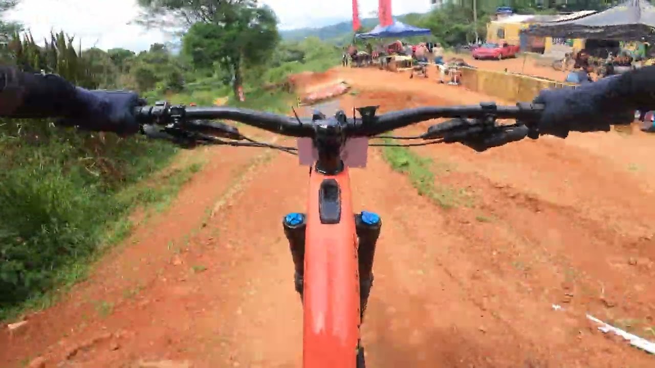 MTB - Downhill DH42 ( corrida pirata)