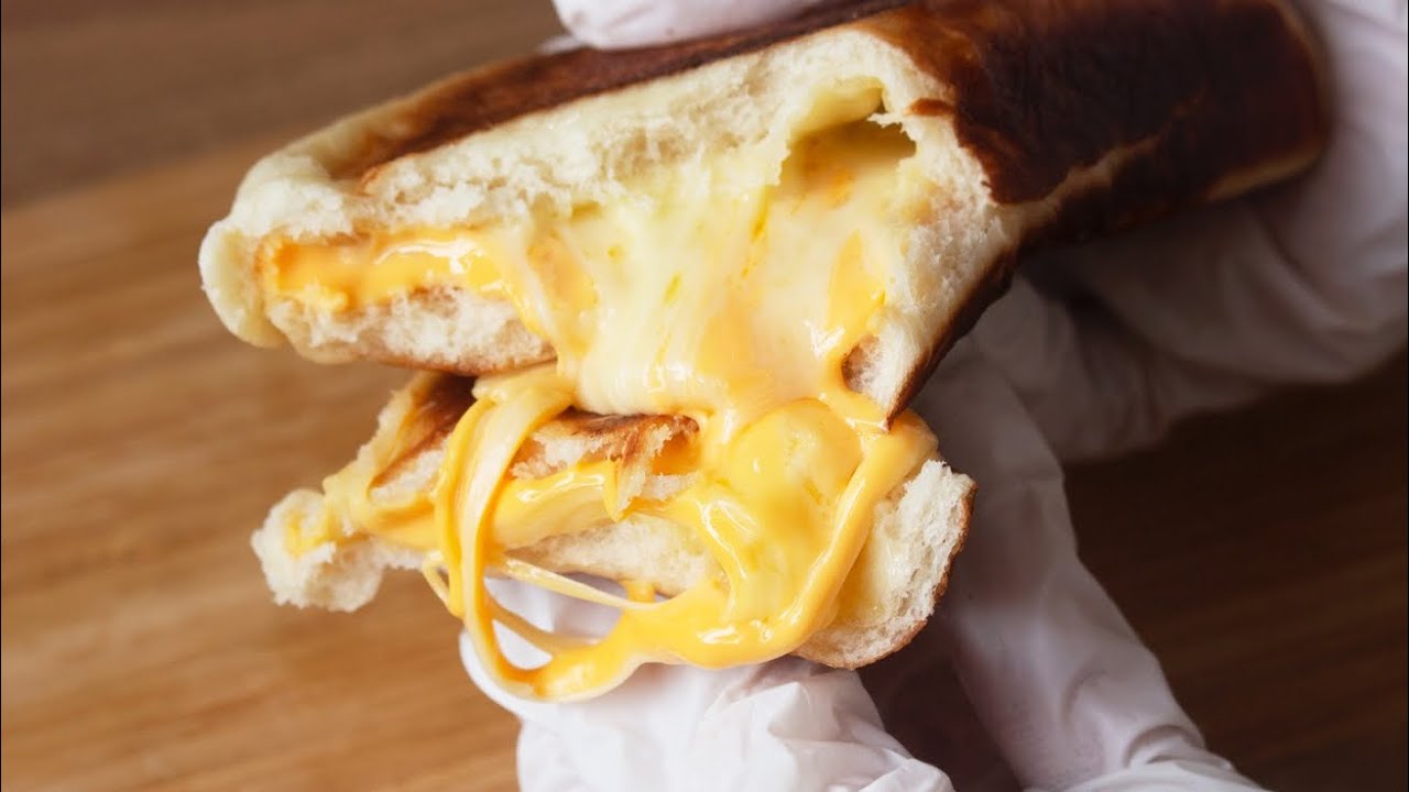 No oven cheese buns｜免焗！超簡單平底鍋芝士麵包｜フライパンで簡単とろーりチーズナン