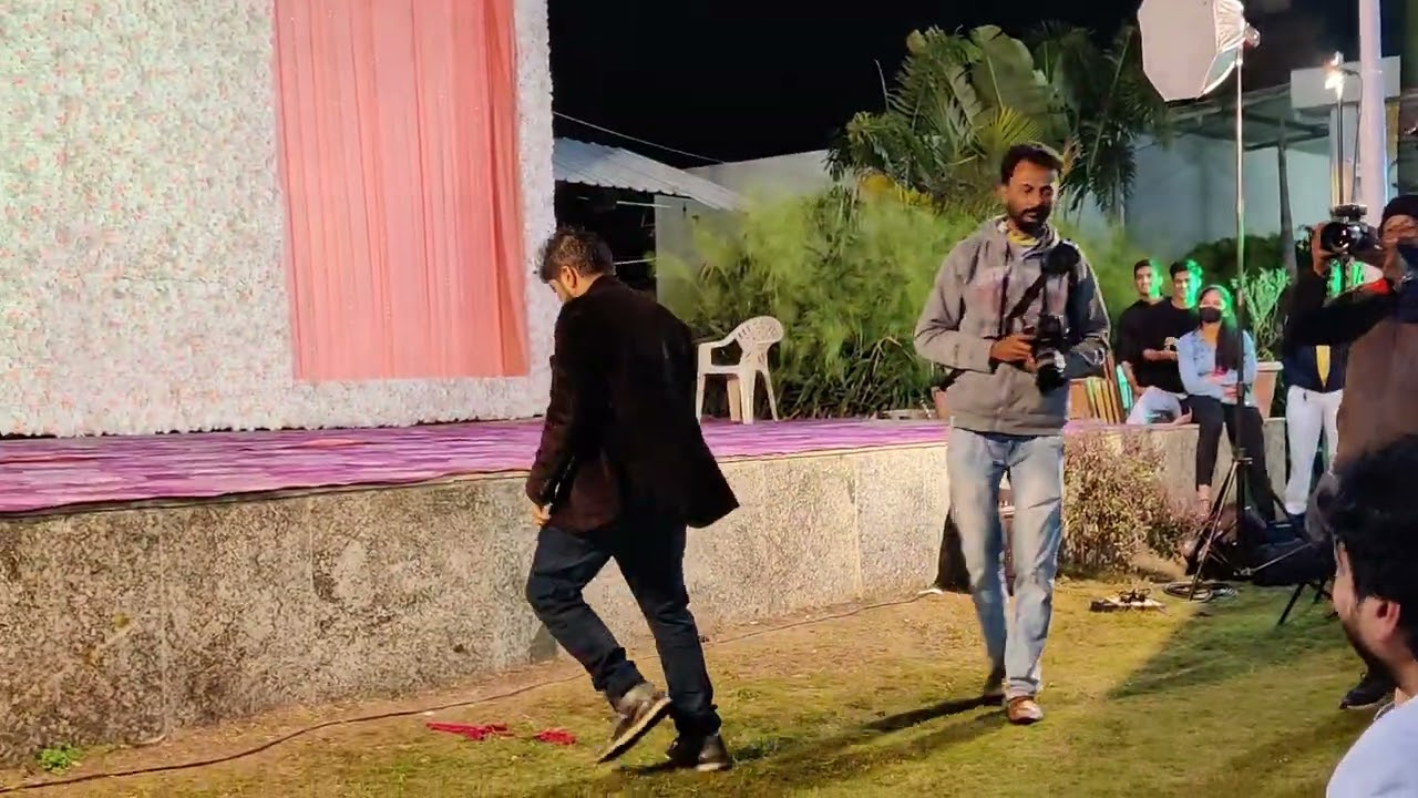 TERA YAAR HU MAI | Surprise Dance video for Best friends at Wedding