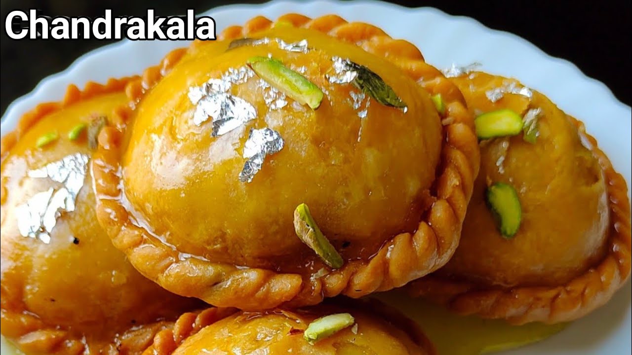 होली स्पेशल 🤔 सिर्फ 2 कप से 1 किलो जूसी रसीली चंद्रकला बिना किसी सांचे के झटपट बनाएं । Chandrakala 