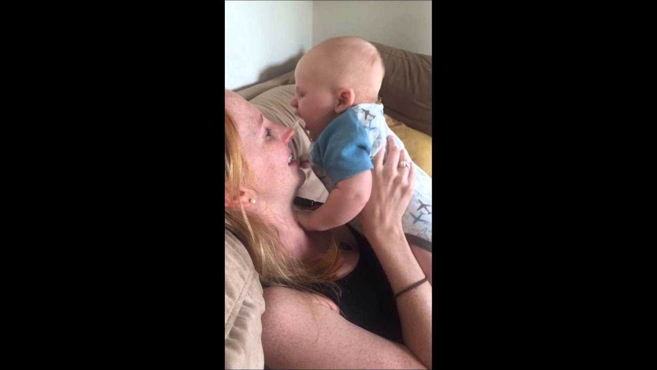 Eli 8/5/14 - kiss attack!