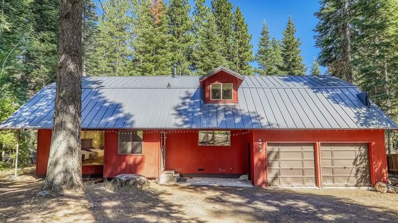 Lake Tahoe Mountain Home: 5-Bed Ski Basecamp