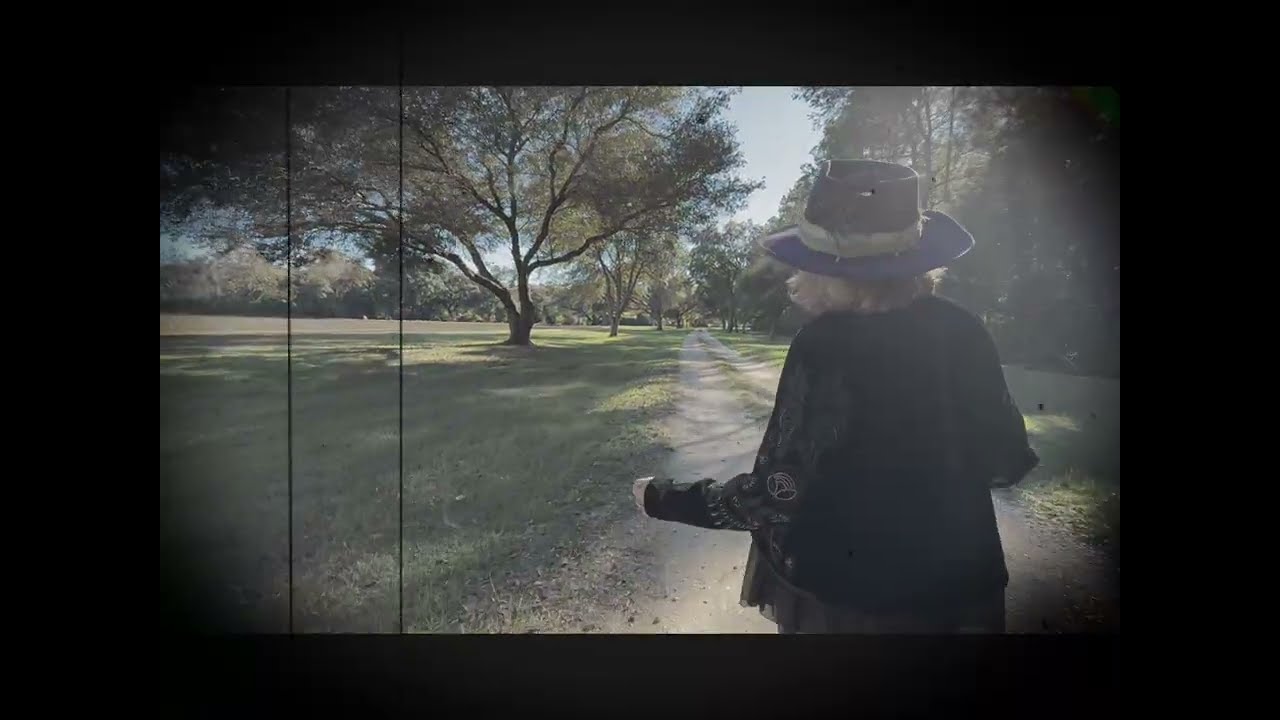 Lolly Lee - When I'm Gone (Official Video)
