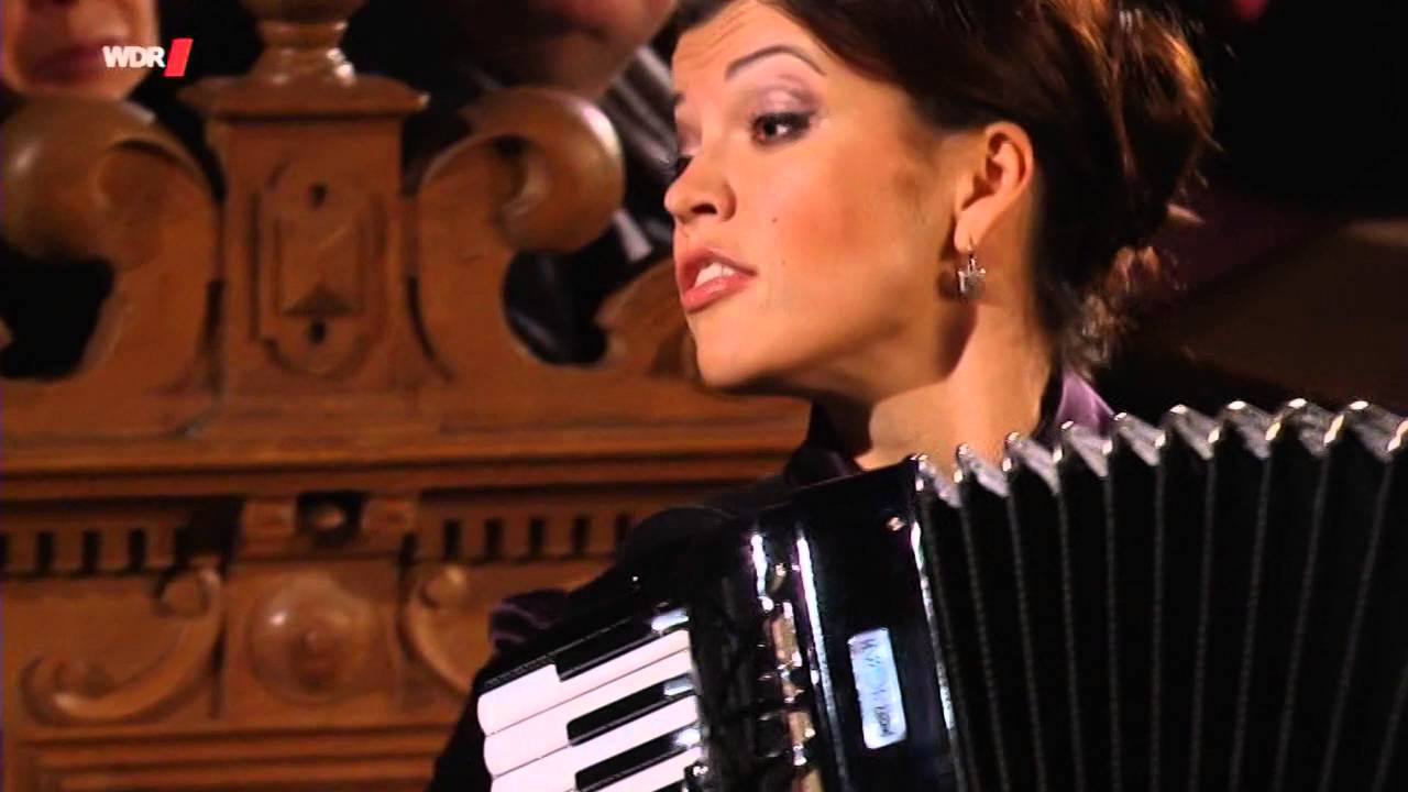 Ksenija Sidorova: Rumänische Volkstänze (WDR Adventskonzert 19-12-2015) 720p, HD
