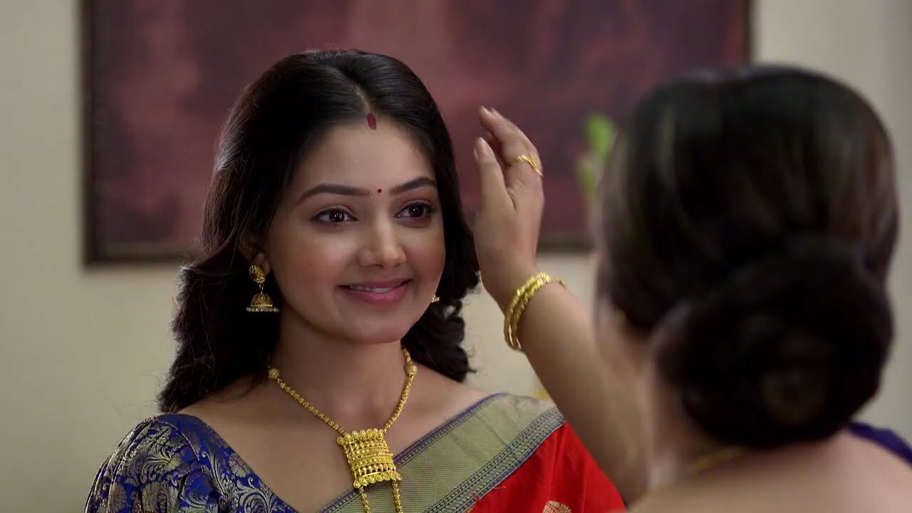 Phulki - ফুলকি কী পারবে বড়মাকে দেওয়া কথা রাখতে ?