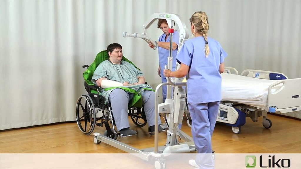 Hill-Rom | Liko® Lifts & Slings | Transfer from Chair to Bed (Bariatric)