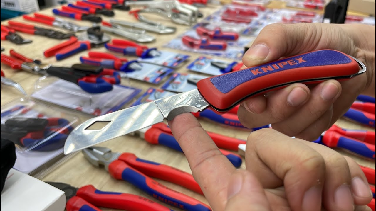 Dao nhíp kỹ thuật Knipex 16 20 50 SB, lưỡi bằng inox, cán bọc nhựa Made in Germany