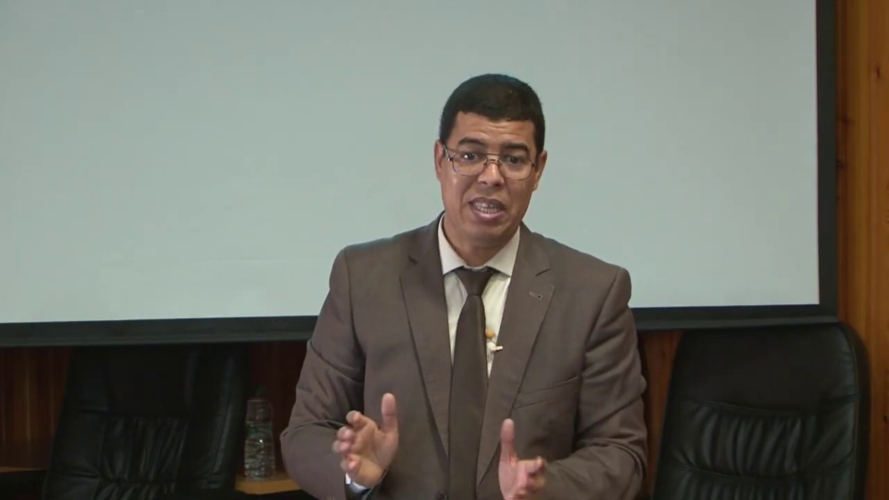 التركيب1 - الأسس الفلسفية والعلمية للنظرية التوليدية - د. مصطفى عقلي