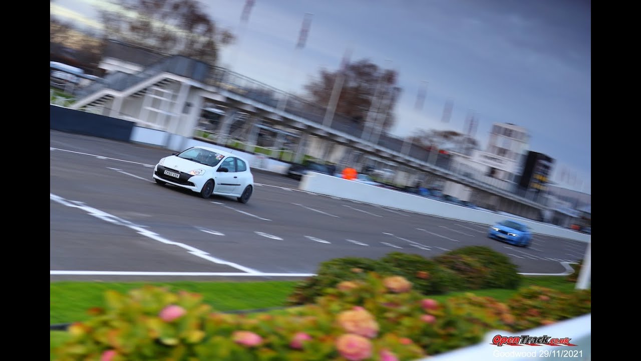 Goodwood 29/11 Clio 200 vs M3