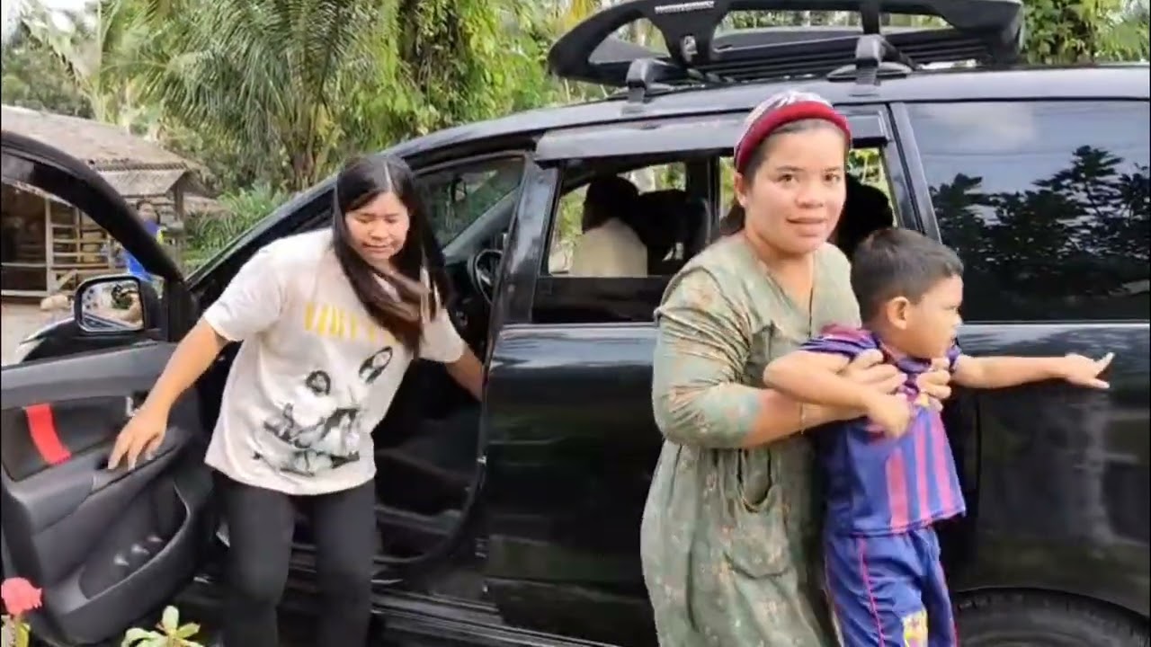 Selamat sampai tujuan bik tengah 