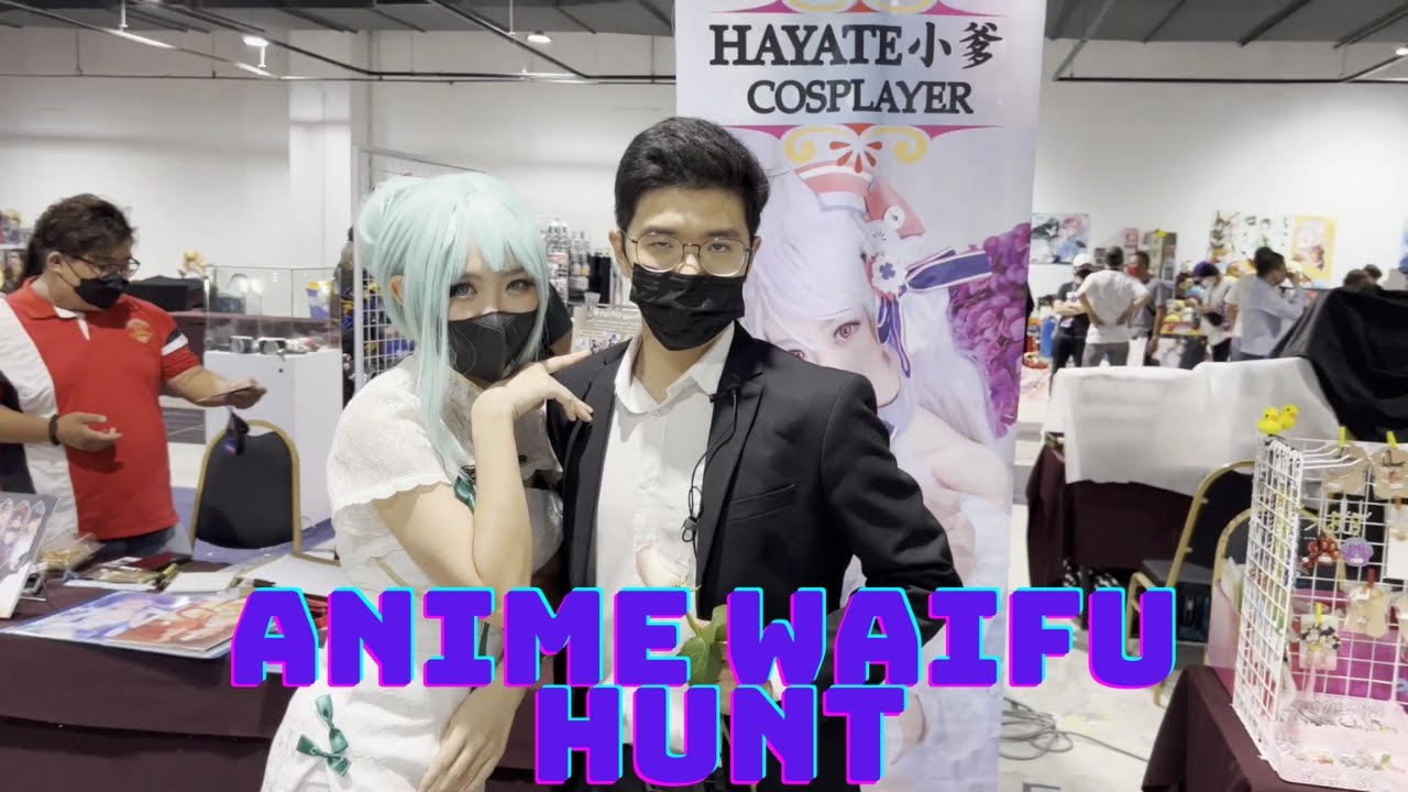 Picking up COSPLAYERS in an anime convention