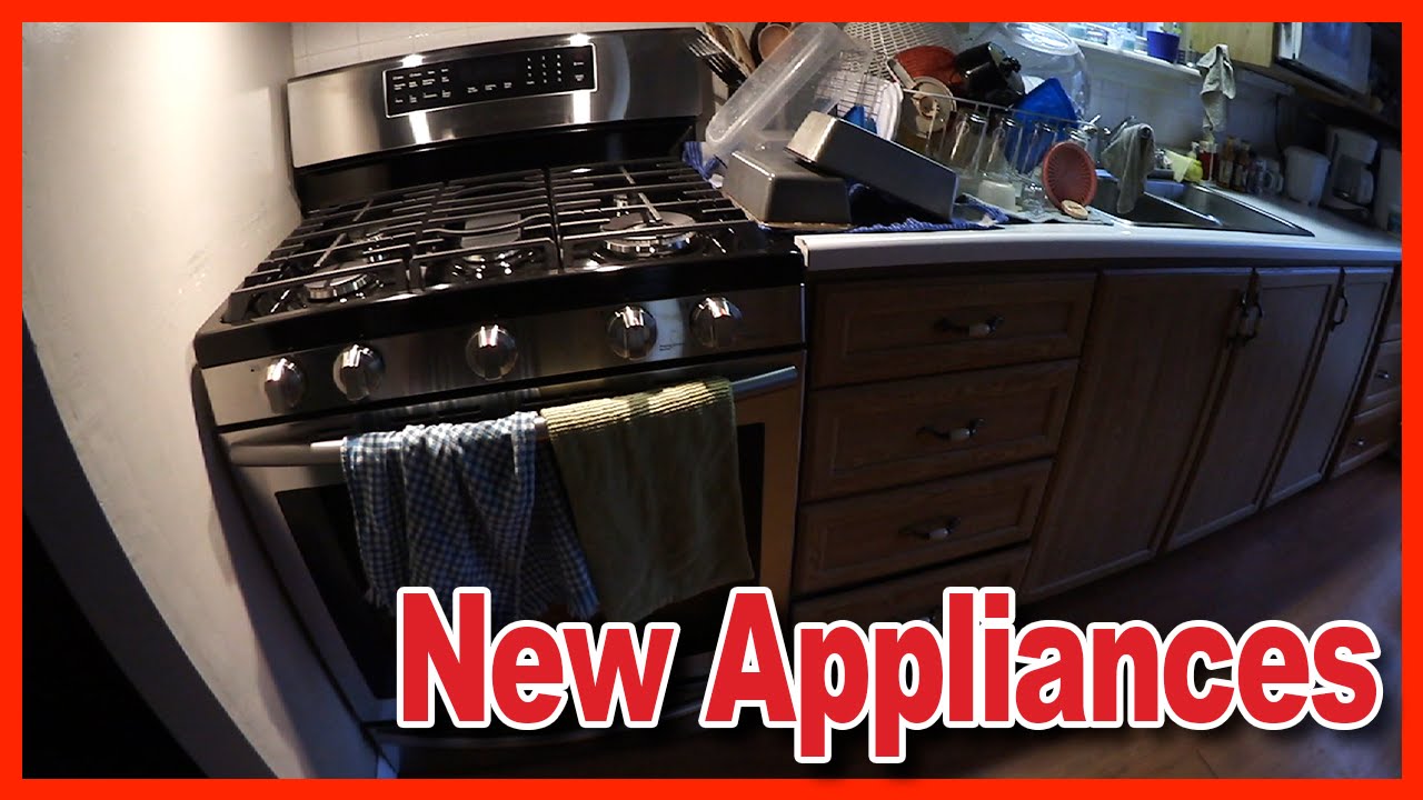 New Appliance Delivery, Dinner at Applebee's, Movie: American Ultra - Ken's Vlog #598