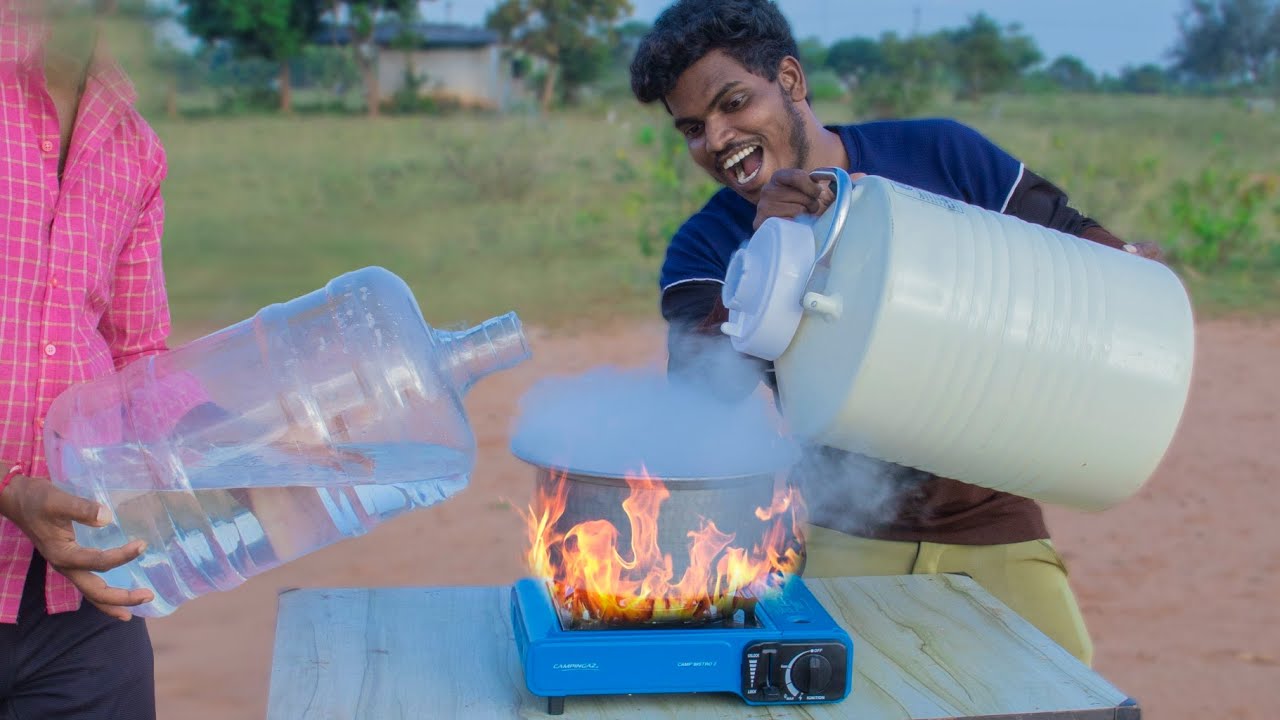 ⚠️ Dangerous Experiment .. Liquid Nitrogen VS Hot water..