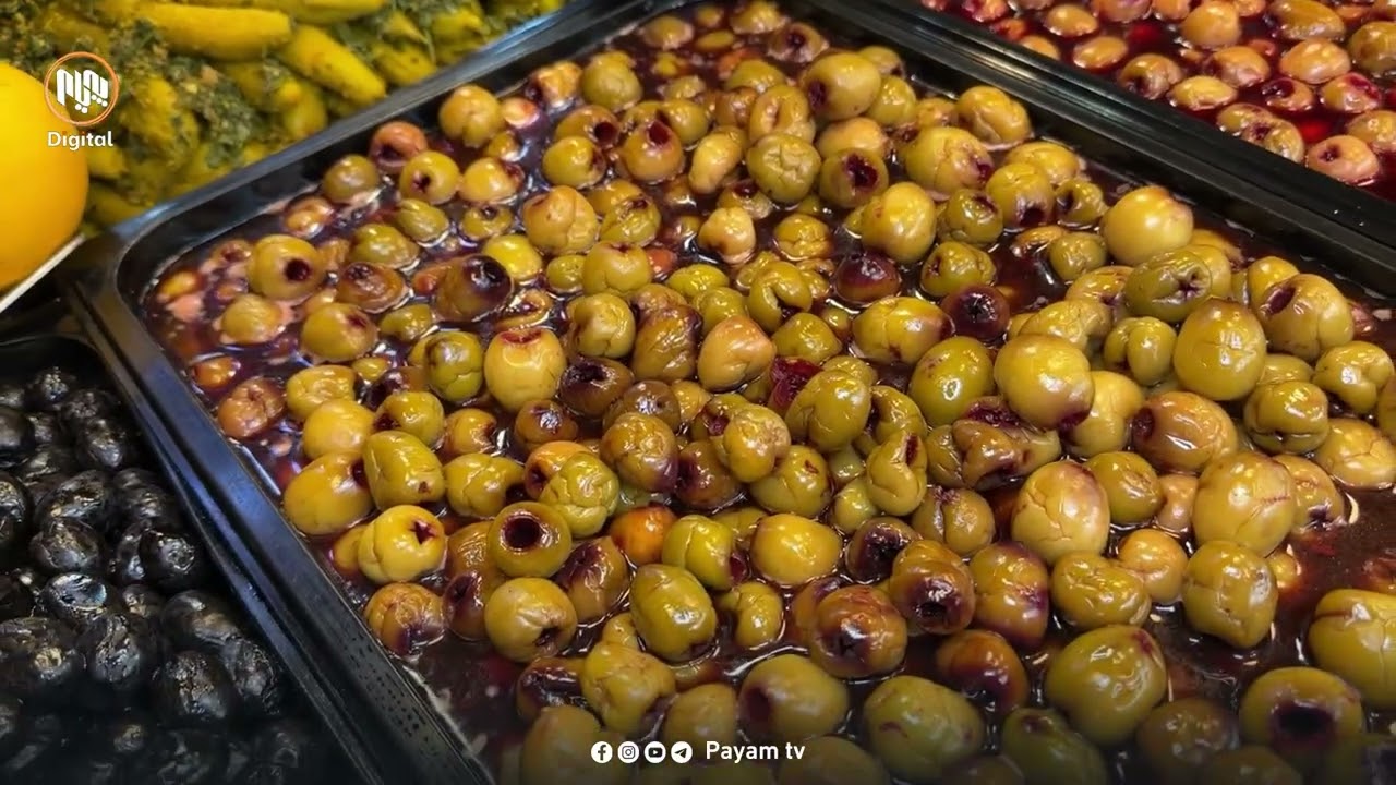 دەرچوویەكی دانەمەزراوی كۆیە 15 ساڵە سەرقاڵی ئامادەکردن و فرۆشتنی ترشیاتە